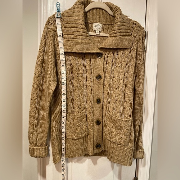 St. John’s Bay Size L Tan Cable Knit Collared Button Front Cozy Cardigan Sweater - Picture 8 of 9
